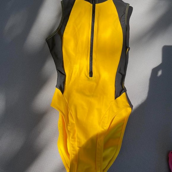 One of a kind Japanese Swimsuit Collection - Picture 4 of 8